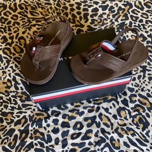 Toddler boy Tommy Hilfiger flip flops . Size 7